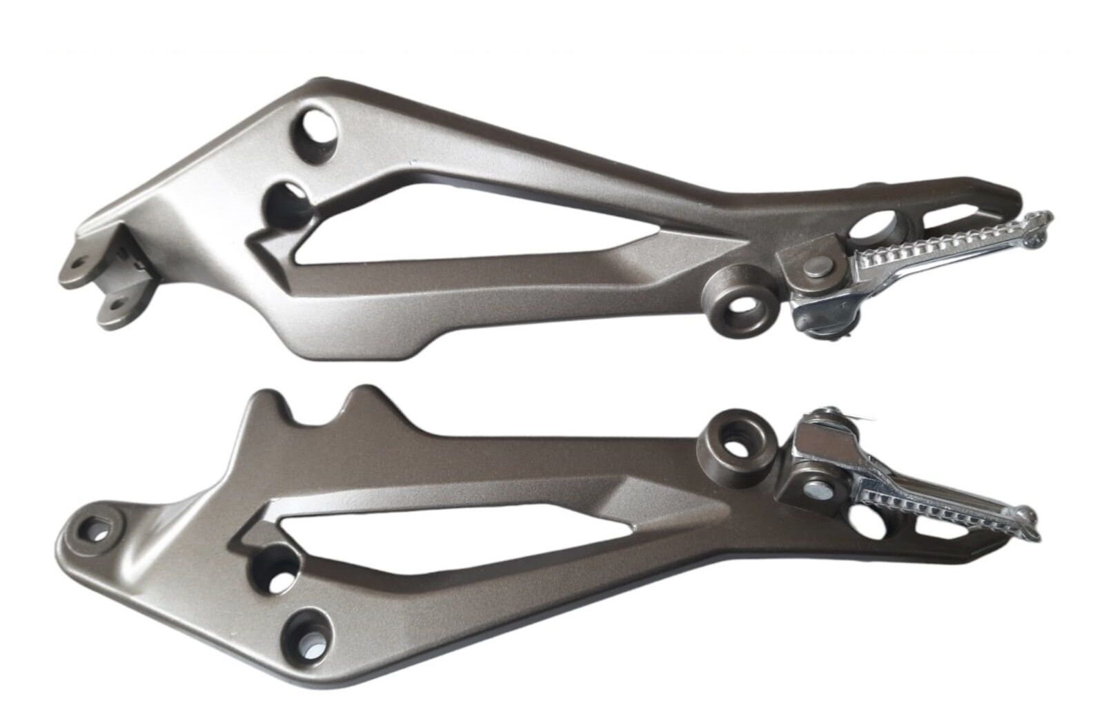 BASAMAK BAĞLANTI BRAKETİ KOMPLE SAĞ-SOL MH125 DRİFT-L KD125 F KIDEN